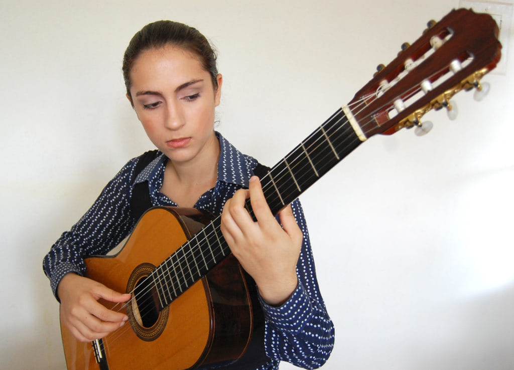 As mulheres e o violão: um breve apanhado do cenário brasileiro de violonistas 12