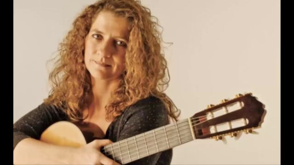 As mulheres e o violão: um breve apanhado do cenário brasileiro de violonistas 17